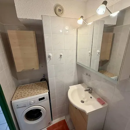 Lumineux, Vue Piscine, Parking - 4 Pers. - Fr-1-388-254 *