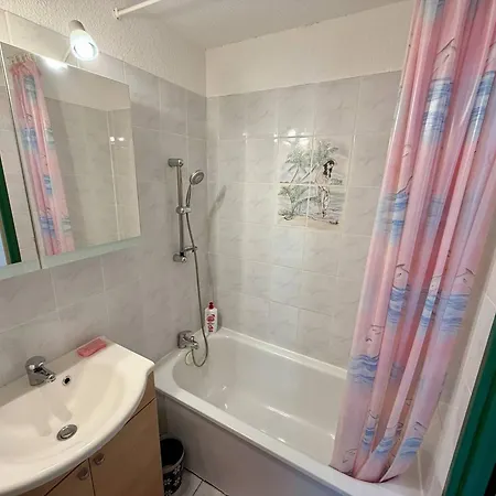 Lumineux, Vue Piscine, Parking - 4 Pers. - Fr-1-388-254 *